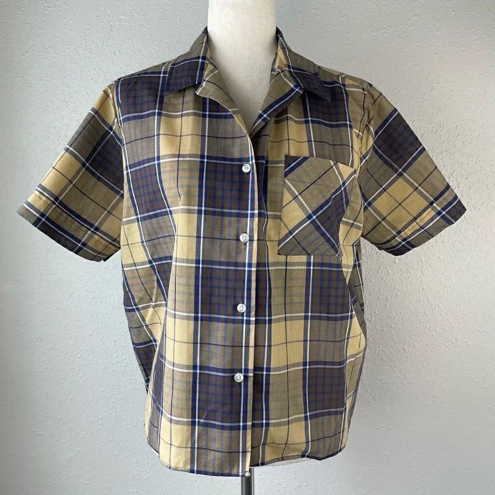 Vintage 60’s Laura Mae Life Press Button Down Shirt Size 40